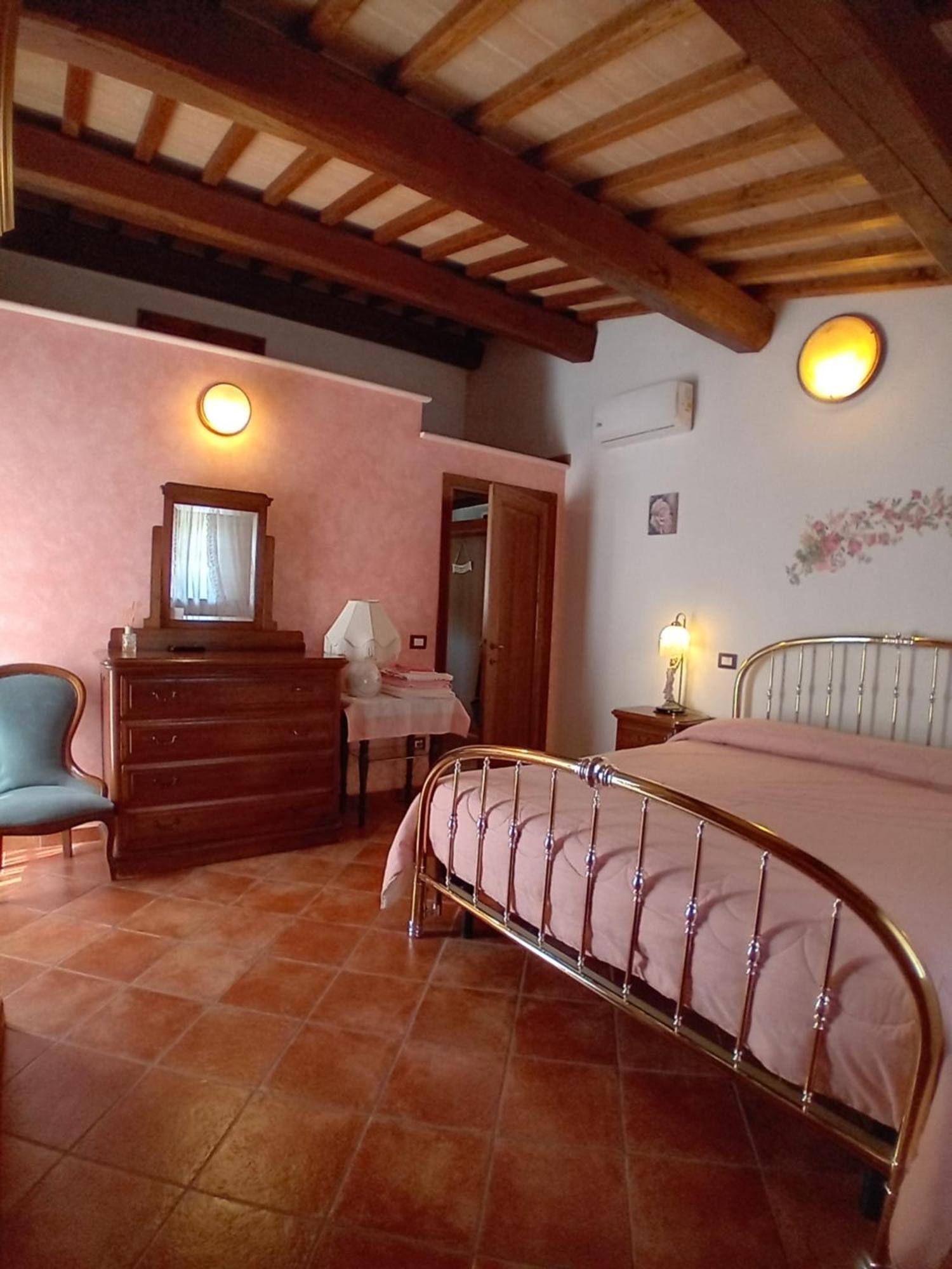 Boscodisotto Bed & Breakfast Rapolano Terme Bagian luar foto